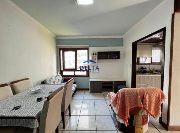 Sala de estar · Apartamento mobiliado ao lado das Quatro Praças a venda na em Torres