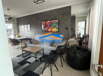Casa · 81m² · 3 Quartos · 2 Vagas · Sobrado em Condomínio Fechado com planejados no Vila Yolanda!