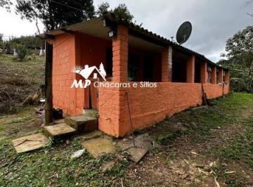 Rural de 2 quartos, Biritiba-Mirim · SITIO COM 2 CASAS , LAGO E BASTANTE TERRENO EM BIRITIBA MIRIM