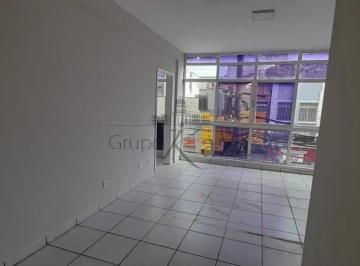 Comercial · 48m² · Oportunidade - Sala Comercial - Centro - 48m².