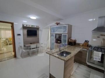 Casa · 201m² · 3 Quartos · 2 Vagas · Sobrado 03 quartos e 02 vagas na Água Fria, 201 m²