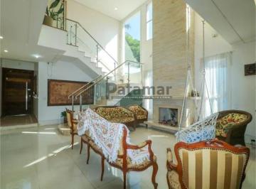 Casa · 380m² · 4 Quartos · 6 Vagas · Casa à venda 4 quartos (4 suítes) no Caxingui