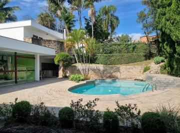 Casa · 792m² · 4 Quartos · 4 Vagas · INTERLAGOS!   945,OM²AC - 792,0M¹ ÁREA DE TERRENO 4 QUARTOS, SENDO 2 SUÍTES,  4 VAGAS.