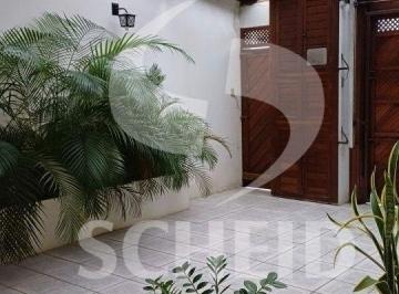 Casa · 150m² · 3 Quartos · 4 Vagas · Casa a venda no Campo Grande com 4 dorms (sendo 3 suítes) com 4 vagas