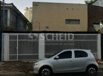 Casa · 140m² · 3 Quartos · 3 Vagas · Alugo sobrado no Campo Belo, 140m², 3 dormitórios (1 suíte), 3 vagas.