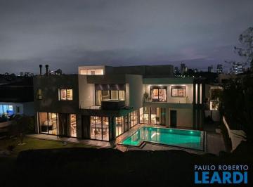 venda-5-dormitorios-tambore-santana-de-parnaiba-1-8214955.jpg · Imoveis - em Tamboré