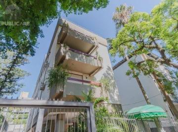 Apartamento · 221m² · 3 Quartos · 2 Vagas · Cobertura com 3 quartos (1 suíte), elevador 2 vagas no Bairro Higienópolis