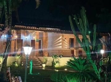4a15ec107f849fc68e79e3f857e25342966a33e7 · Chácara com 4 dormitórios à venda, 1500 m² por R$ 1.750.000,00 - Horto Ivan - Atibaia/SP