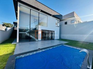 Casa · 315m² · 4 Quartos · 4 Vagas · Sobrado com 4 suítes e piscina aquecida no Condomínio do Lago