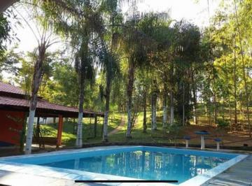 Rural · 14000m² · 3 Quartos · 3 Vagas · Chácara à venda no bairro Centro - Bela Vista de Goiás/GO