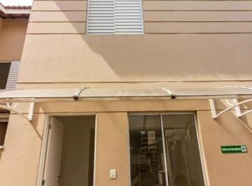 Casa · 105m² · 2 Quartos · 2 Vagas · Casa de condomínio à venda com 70m², 2 quartos e 2 vagas.