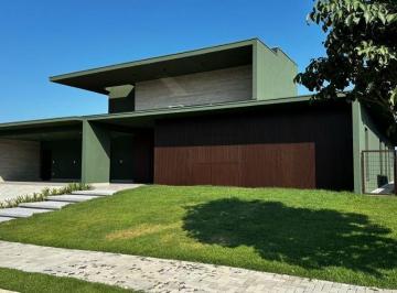 Casa · 440m² · 4 Quartos · 6 Vagas · Casa à venda em Jaguariúna, Residencial Haras Patente, com 4 suítes, com 440 m²