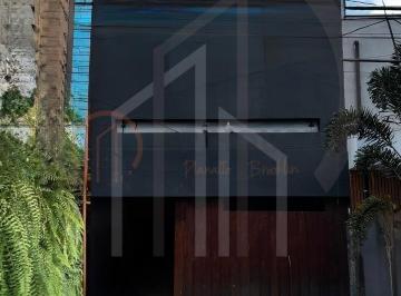 Foto 01 · Casa à venda na Vila Nova Conceição, São Paulo-SP: 4 salas, 3 banheiros, 220m² de área. Aproveite!