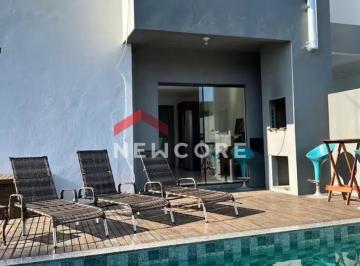 Casa · 250m² · 3 Quartos · 2 Vagas · Casa em  Estrada Geral Pro Paraíso - Ibiraquera - Imbituba/SC