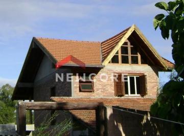 Rural · 230m² · 3 Quartos · 4 Vagas · Sítio em  Rua Tapera - Hípica - Porto Alegre/RS