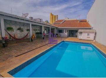 Casa · 350m² · 4 Quartos · 3 Vagas · Sobrado a Venda em otima localizacao