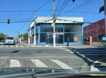 Comercial · 220m² · 3 Vagas · Alugue Espaço Comercial Moderno em São Paulo