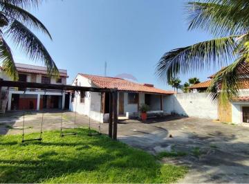 Casa · 211m² · 3 Quartos · 6 Vagas · Ótima casa com 600m2 de terreno, Piscina, três quartos, sendo duas suítes no Jardim Atlântico Oeste,