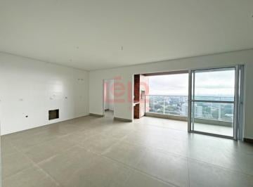 Apartamento · 101m² · 3 Quartos · 2 Vagas · Apartamento Alto Padrão Zona 07 - Desocupado.