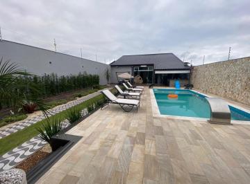 Casa de 2 quartos, Itanhaém · Casa no bairro Cibratel 2  em Itanhaém. Possui piscina e 2 dormitórios