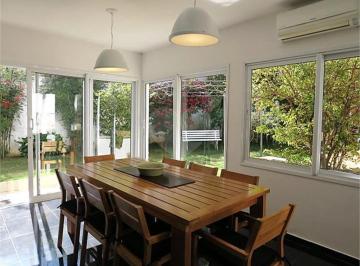Casa · 585m² · 4 Quartos · 7 Vagas · Casa com 4 quartos à venda em Vila sônia - SP