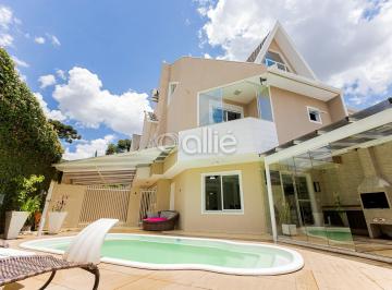 Casa · 218m² · 3 Quartos · 3 Vagas · Casa 3 quartos  e piscina no Boa Vista 