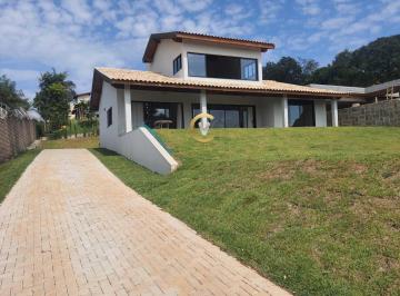 Casa de 3 quartos, Valinhos · Casa à venda no Clube de Campo Valinhos com 3 quartos