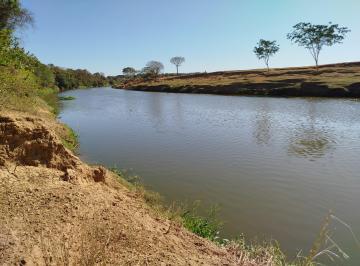 Rural , Curvelo · FAZENDA RIOS DAS VELHAS