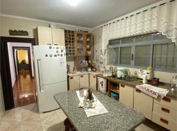 Casa · 150m² · 4 Quartos · 6 Vagas · Sobrado com 4 quartos à venda em Vila nhocune - SP