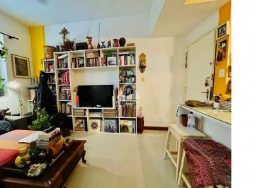Apartamento · 61m² · 2 Quartos · Apartamento de 2 quartos reformado no Leblon!