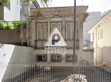 Casa · 318m² · 4 Quartos · 4 Vagas · Grandiosa casa em Botafogo