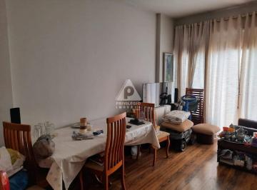 2 QURTOS COM 1 SUITE E VARANDA EM BOTAFOGO · 2 QUARTOS COM 1 SUITE EM FRENTE AO METRO DE BOTAFOGO.