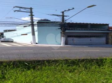 Casa · 380m² · 3 Quartos · 2 Vagas · Casa com 3 quartos à venda em Jardim adutora - SP