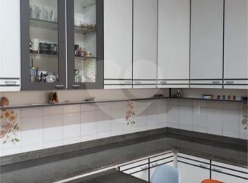 Casa · 250m² · 4 Quartos · 5 Vagas · Sobrado com 4 quartos à venda em Vila gustavo - SP
