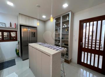 Casa · 179m² · 3 Quartos · 6 Vagas · Sobrado com 3 quartos à venda em Jaçanã - SP