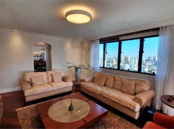 Apartamento · 210m² · 3 Quartos · 4 Vagas · Apartamento com 3 quartos à venda em Água fria - SP