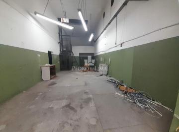 Comercial · 300m² · Predio Comercial , 3 andares, sendo 4 salas e 9 vagas de garagem