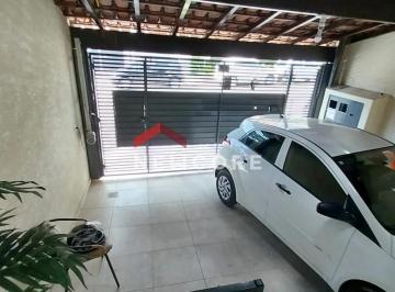 Casa · 115m² · 2 Quartos · 2 Vagas · Casa em Praça Santo Antônio - Alvinópolis - Atibaia/SP