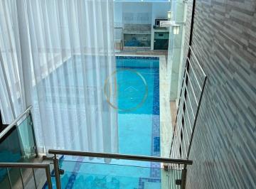 Casa · 226m² · 4 Quartos · 2 Vagas · Casa à Venda em Taperapuã, Porto Seguro: 4 Suítes, 226m²