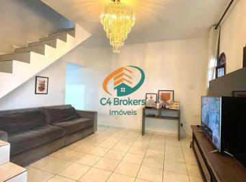 Casa · 260m² · 3 Quartos · 2 Vagas · Sobrado em Rua em Parque Primavera - Guarulhos, SP