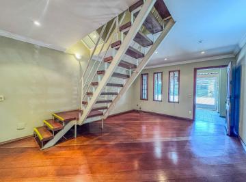 IMG_20260624_181547_000.jpeg · Elegante casa para venda em Planalto Paulista com 3 quartos, sendo 1 suíte, 159m² - remaxfront#4ACQN