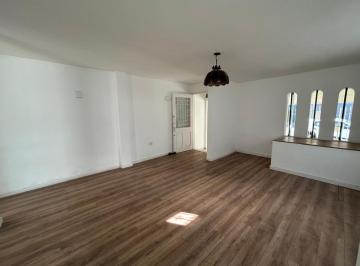 IMG_20260609_065214_000.jpeg · Atraente casa para venda em Vila Mariana com 3 quartos, sendo 1 suíte, 155m² - remaxfront#VR90T