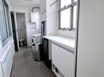 IMG_20260619_002352_000.jpeg · Aconchegante apartamento para venda em Itaim Bibi com 3 quartos, sendo 2 suítes, 130m² - remaxfront#