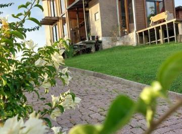 Rural · 3100m² · 3 Quartos · 10 Vagas · Chácara Maravilhosa em Condomínio