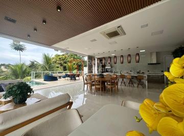 Casa · 400m² · 3 Quartos · 3 Vagas · Sobrado com elevador, piscina e home cinema no Condomínio do Lago