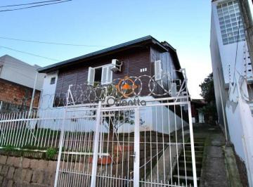 Casa · 90m² · 5 Quartos · 5 Vagas · Casa para Venda - 90m², 5 dormitórios, sendo 1 suites, 5 vagas - Teresópolis