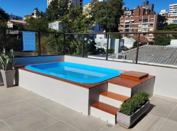 Apartamento · 235m² · 3 Quartos · 2 Vagas · Vende-se cobertura com 2 quartos(2 suítes), piscina, 2 vagas e 235 m² – Mont`Ser