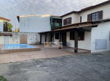 Casa de 8 quartos, Rio das Ostras · Terreno com 2 casas - Centro, Rio das Ostras
