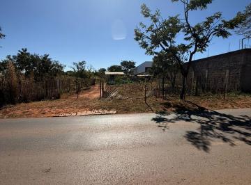 Terreno de 1 quarto, Gama · Lote comercial, ponte alta norte, casa grande, com casa simples no fundo, 800m²