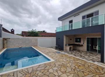 Casa de 3 quartos, Itanhaém · Casa no bairro Cibratel 1 em Itanhaém. Possui  03 dormitórios e piscina.